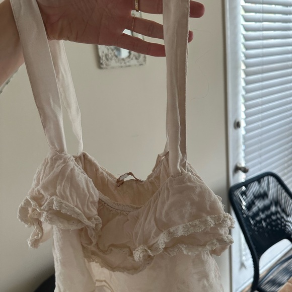 Ruffle boho tank top from LA boutique - Picture 3 of 4